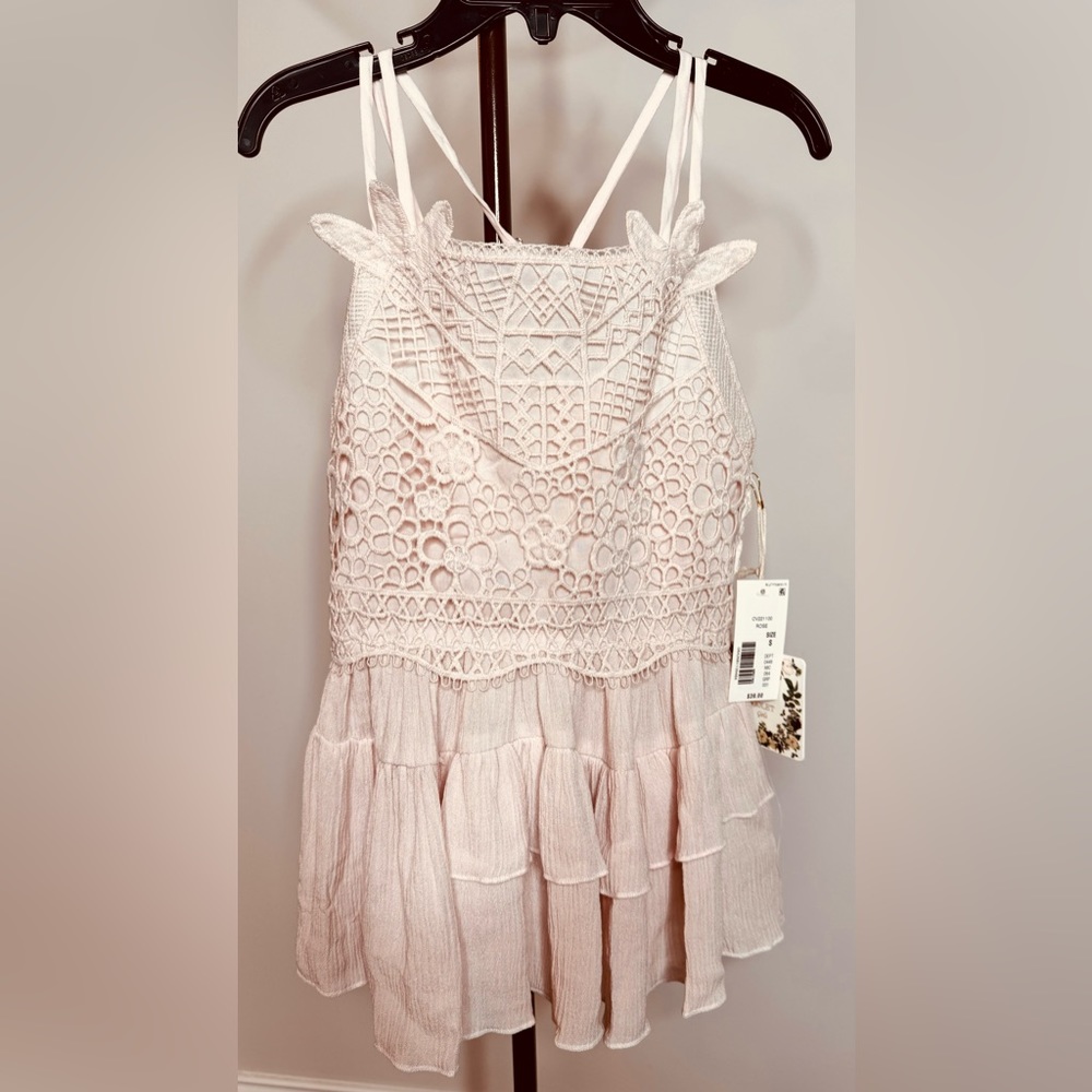 Chelsea & Violet Girls Pale Pink Crocheted Top with Adjustable Straps Size S NWT
